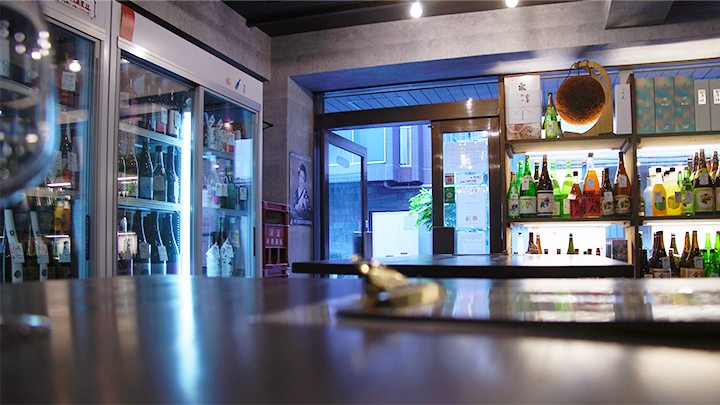 浅草橋・柳橋の角打『SAKE Street』で日本酒やビール、ミードを飲み比べる！