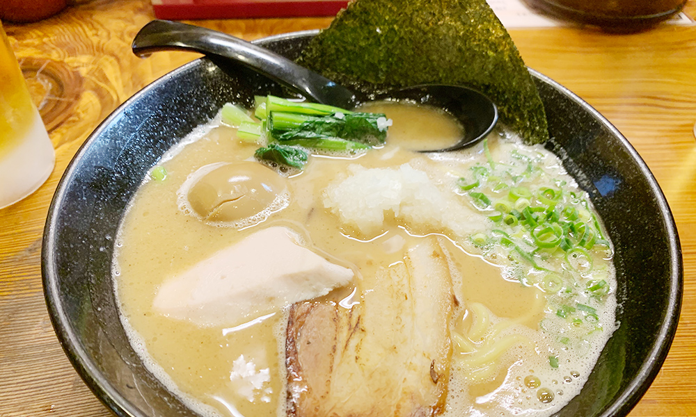 鶏白湯ラーメン到着